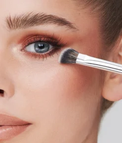 Sale CAIA Cosmetics ANGLED FLAT BRUSH 07
