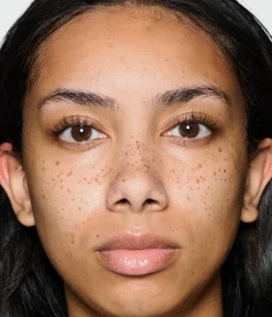 Discount CAIA Cosmetics BARE GLOW