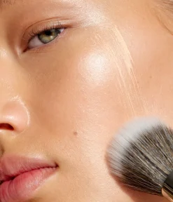 Discount CAIA Cosmetics BARE GLOW