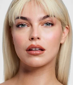 Clearance CAIA Cosmetics FRONT ROW FOUNDATION
