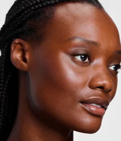 Clearance CAIA Cosmetics FRONT ROW FOUNDATION