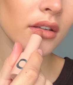 Outlet CAIA Cosmetics GLOSSY LIPSTICK