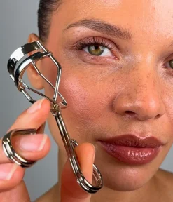 Clearance CAIA Cosmetics ÖGONFRANSBÖJARE