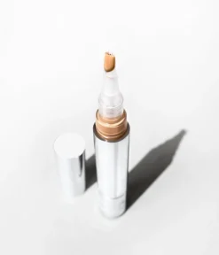 Clearance CAIA Cosmetics LIGHTS UP
