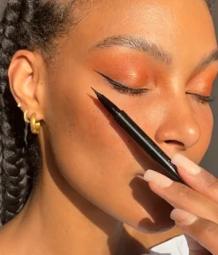 Sale CAIA Cosmetics SNATCHED EYELINER