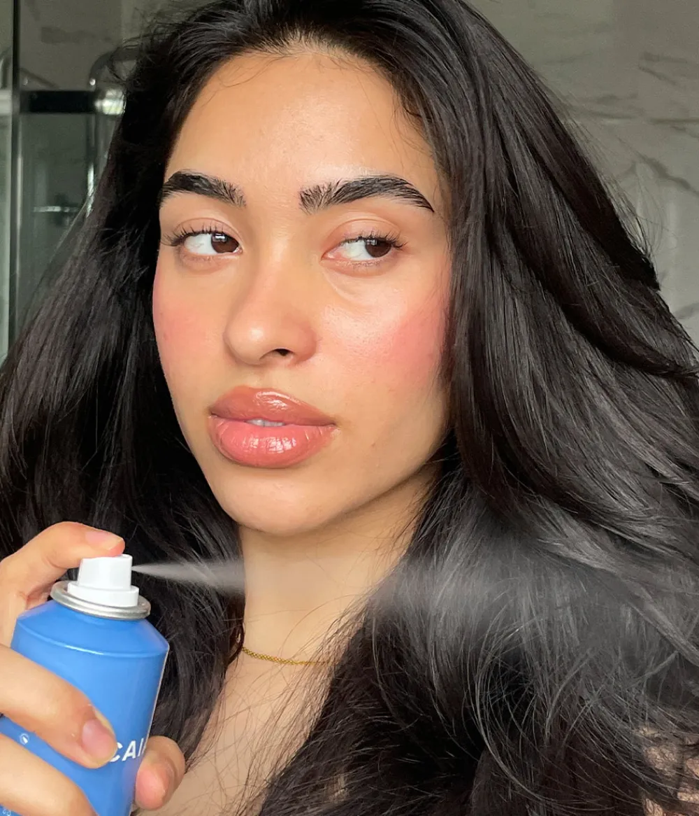 Hot CAIA Cosmetics STYLE SESSION