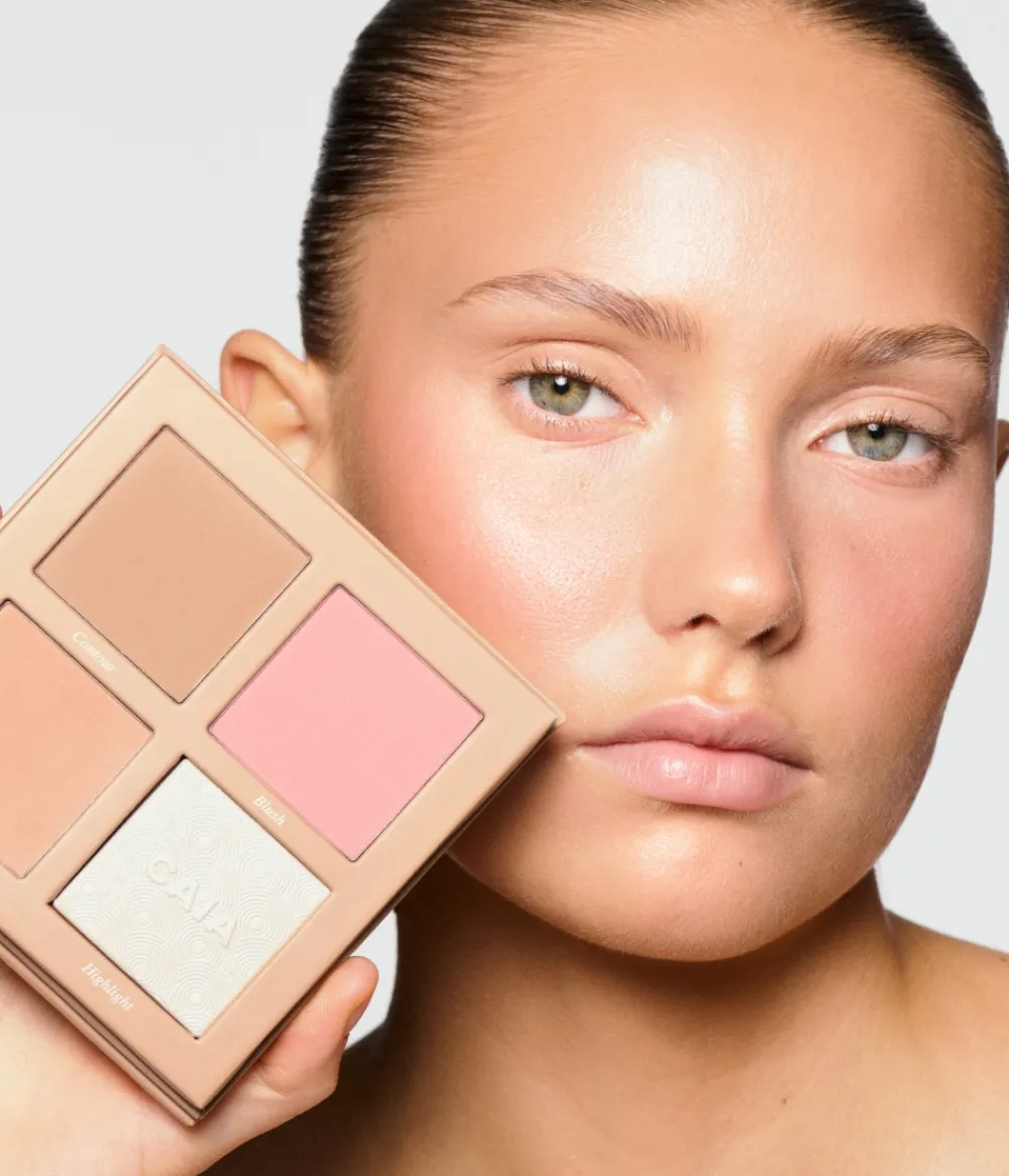 Hot CAIA Cosmetics THE SASSY WAY